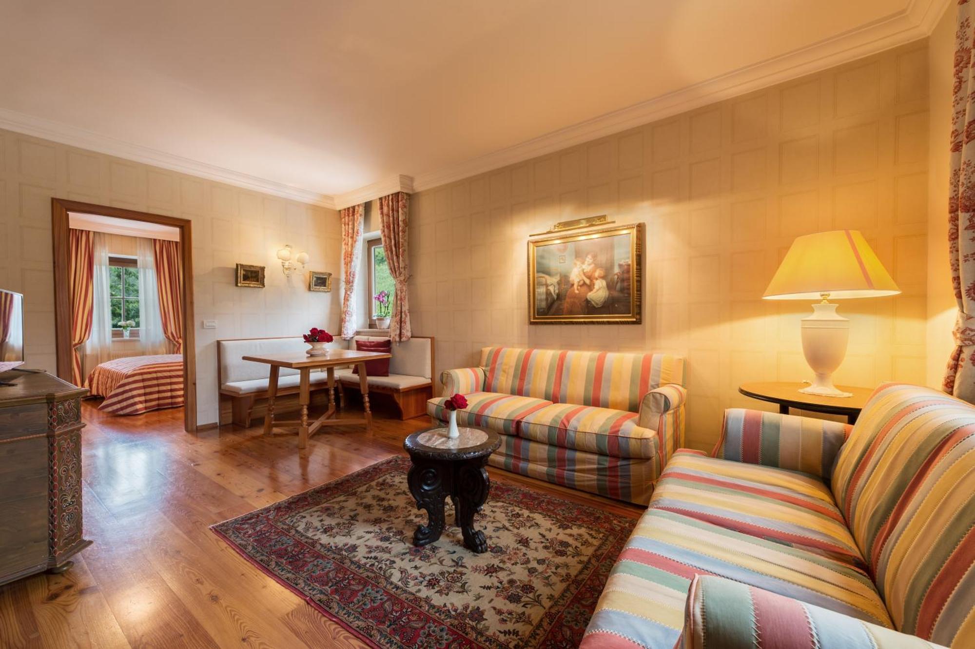 Apartments Schloss Paschbach Appiano Sulla Strada Del Vino Εξωτερικό φωτογραφία