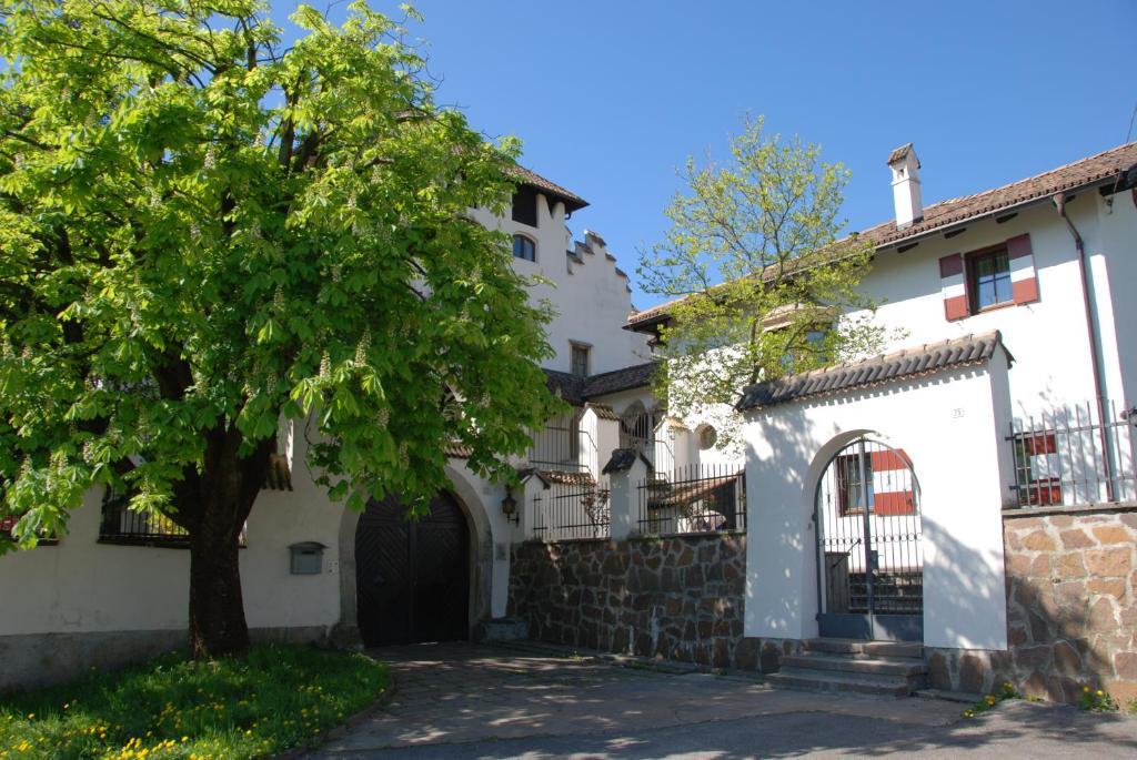 Apartments Schloss Paschbach Appiano Sulla Strada Del Vino Εξωτερικό φωτογραφία