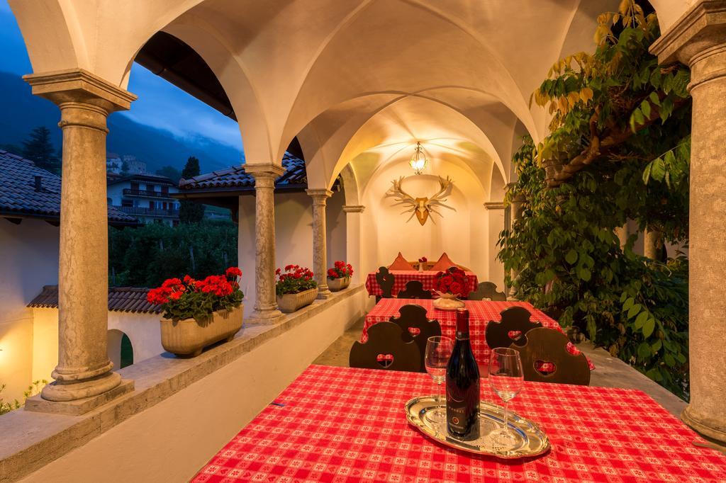 Apartments Schloss Paschbach Appiano Sulla Strada Del Vino Εξωτερικό φωτογραφία
